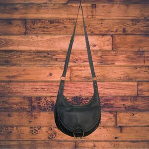 Elegant Black Crossbody Bag